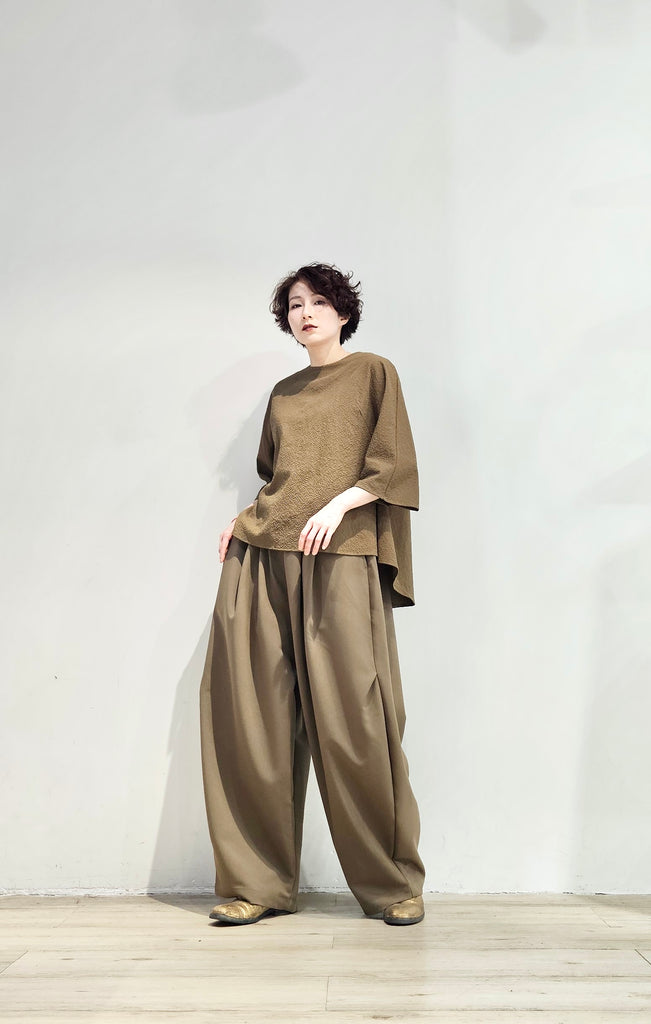 Nylon A-line blouse - 3 colours (pre-order)