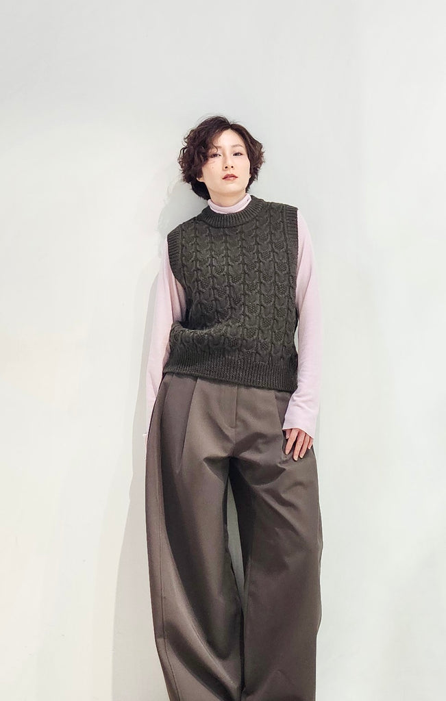 Crew neck wool knit vest- 3 colours (pre-order)