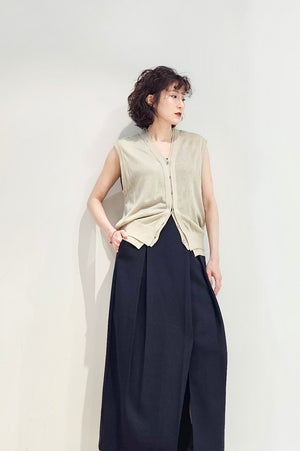 Knitted button-up vest - 3 colours