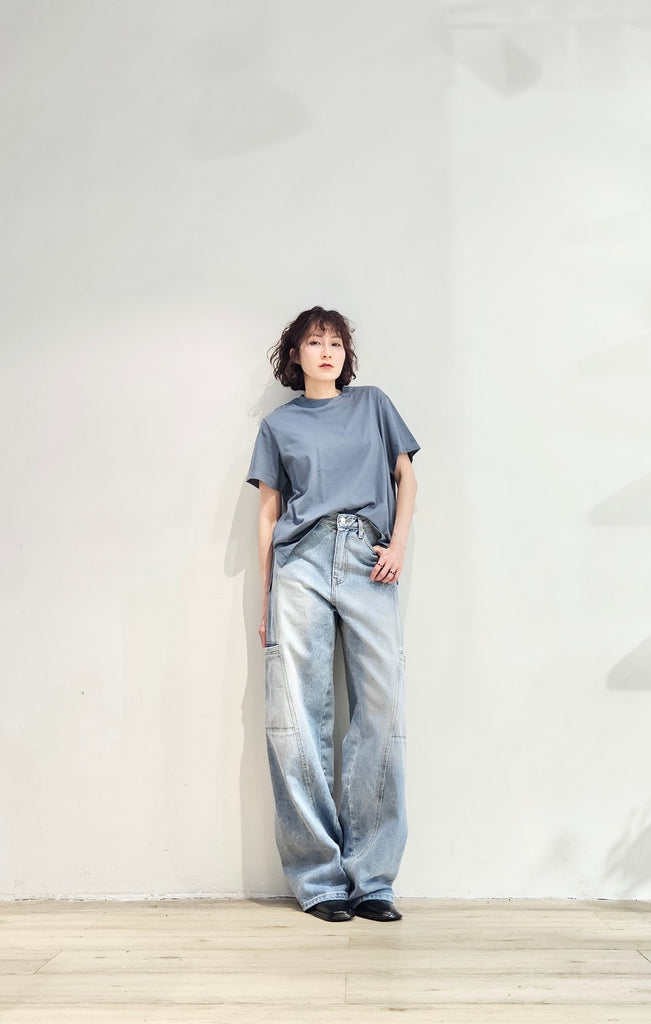 Washed straight-leg jeans (pre-order)