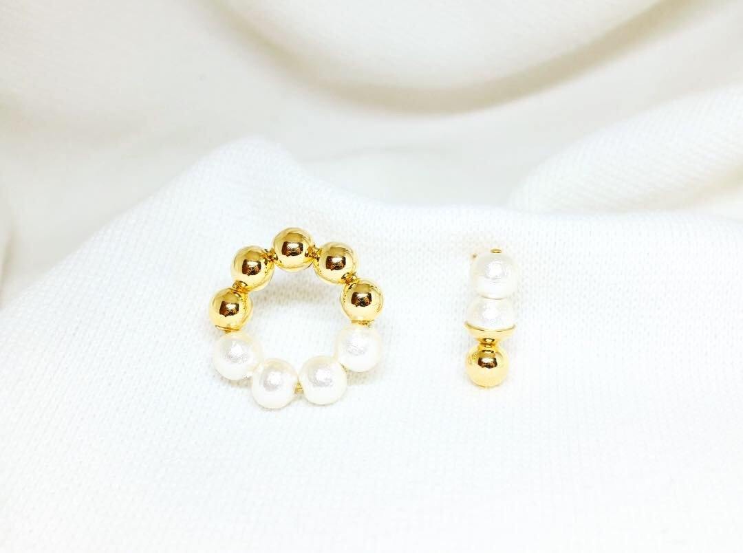 <The Pearl> Doughnut collection Pon Pon earrings - MMW Concept